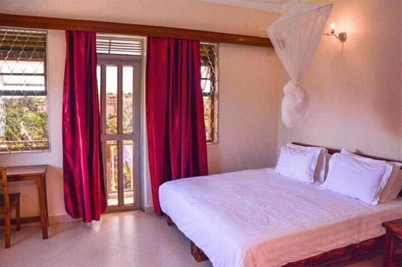 Relax And Enjoy The Great Amenities Offered By The 243 Apartments Kampala 0*,  Uganda